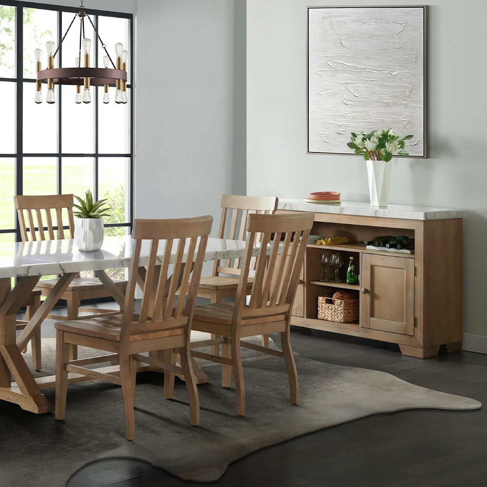 Lakeview Dining Server  | Ellesime International 